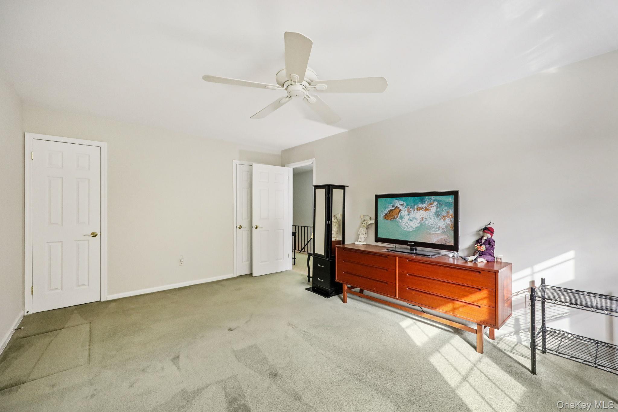 #17 photo, 18 Somerset Drive, Suffern , NY 10901