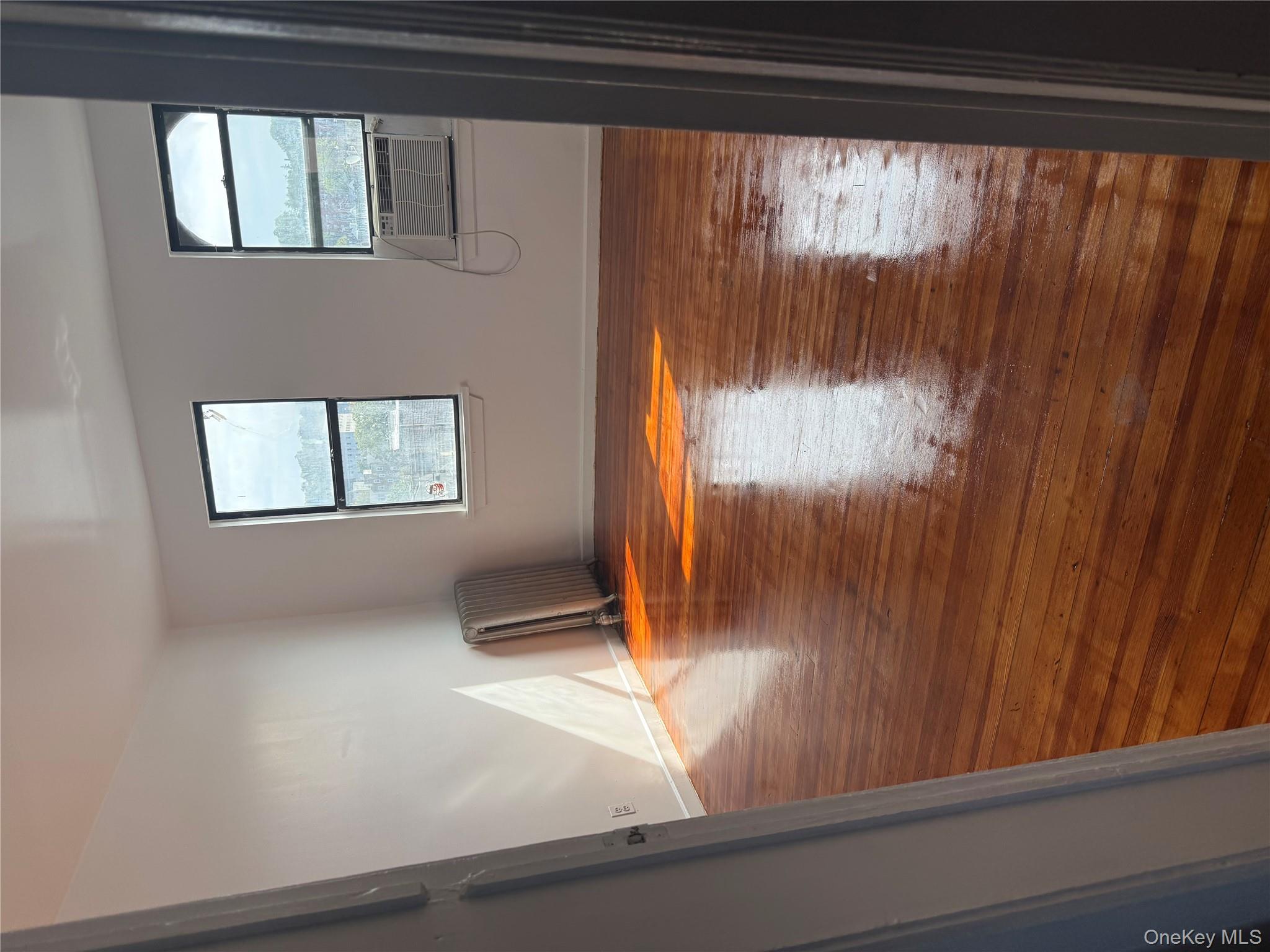 #4 photo, 269 Hawthorne Avenue, Yonkers , NY 10705