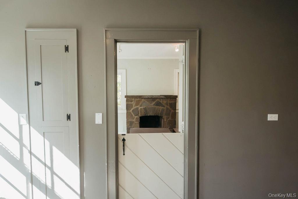 #11 photo, 3927 Main Street, Stone Ridge , NY 12484