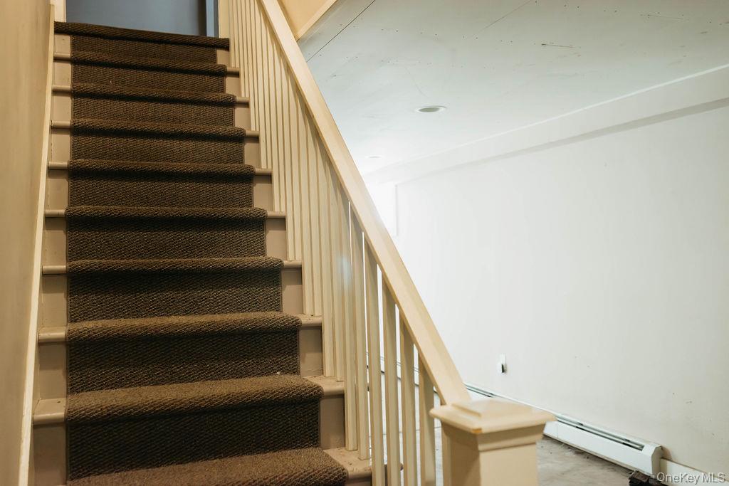 #20 photo, 3927 Main Street, Stone Ridge , NY 12484