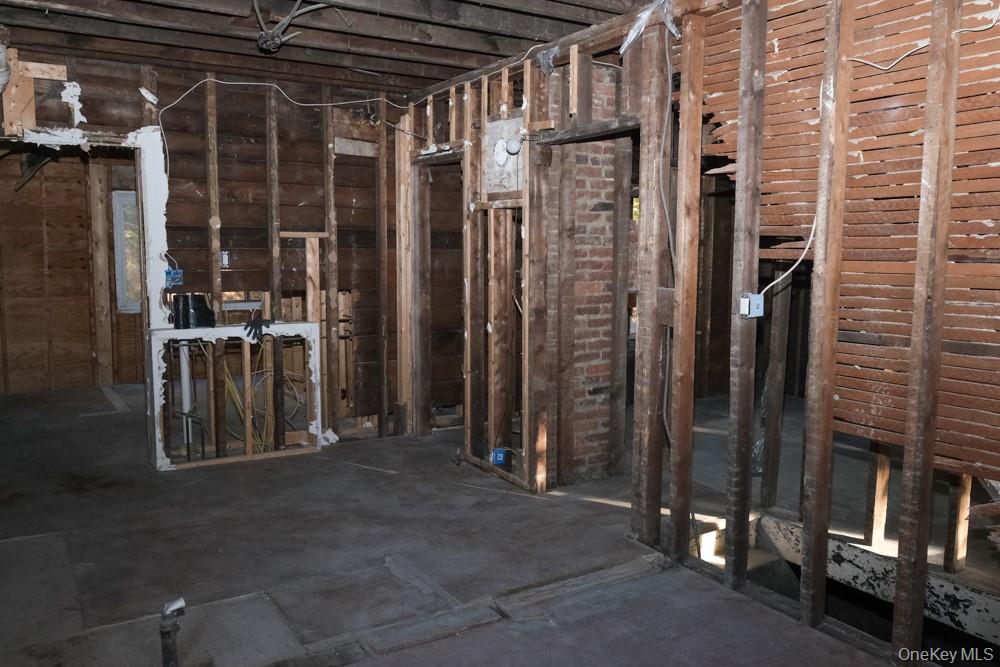 #13 photo, 12 Circle Drive, Tuxedo Park , NY 10987