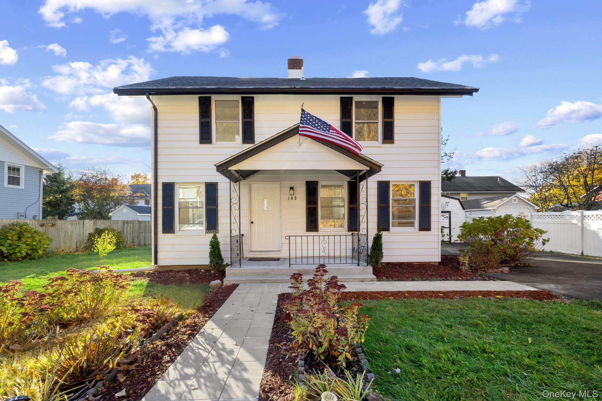 #2 photo, 195 E Village Road, Tuxedo Park , NY 10987