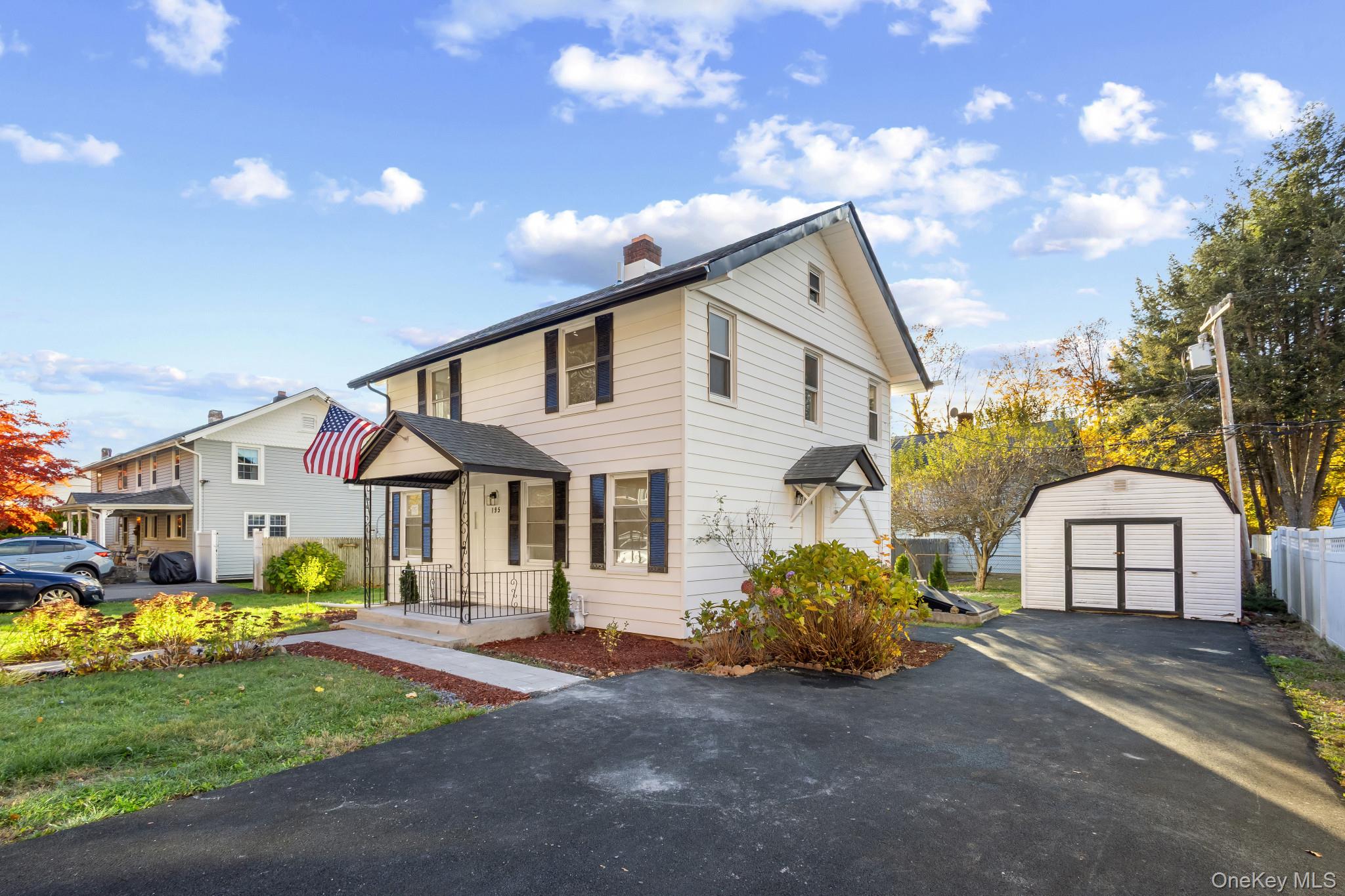 #3 photo, 195 E Village Road, Tuxedo Park , NY 10987