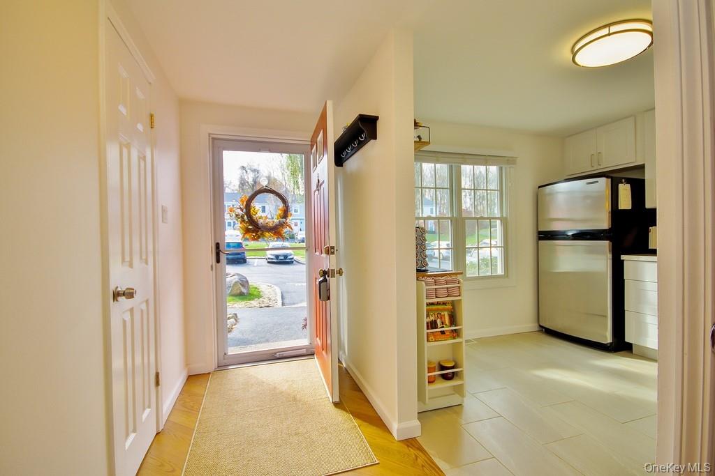 #2 photo, 902 Williamsburg Drive, Mahopac , NY 10541