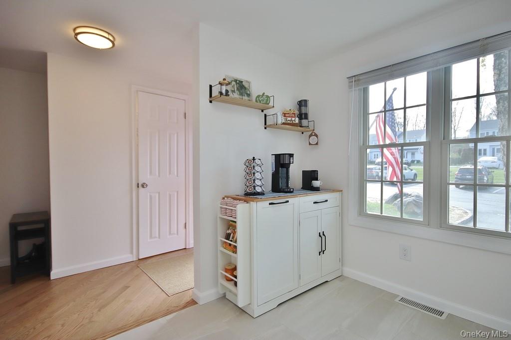 #6 photo, 902 Williamsburg Drive, Mahopac , NY 10541