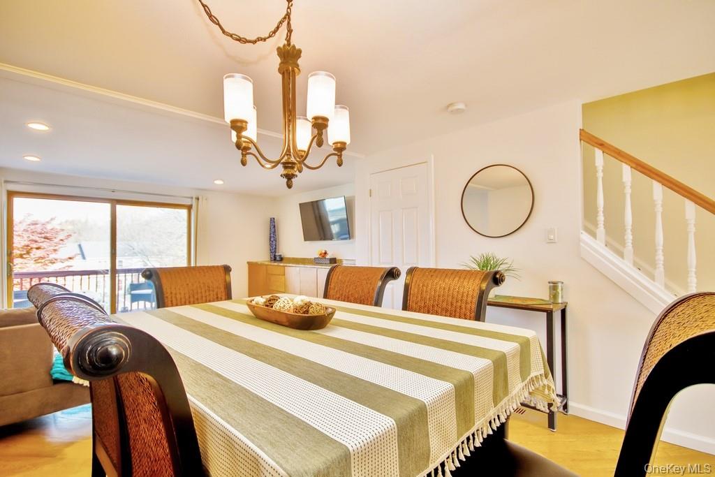 #8 photo, 902 Williamsburg Drive, Mahopac , NY 10541