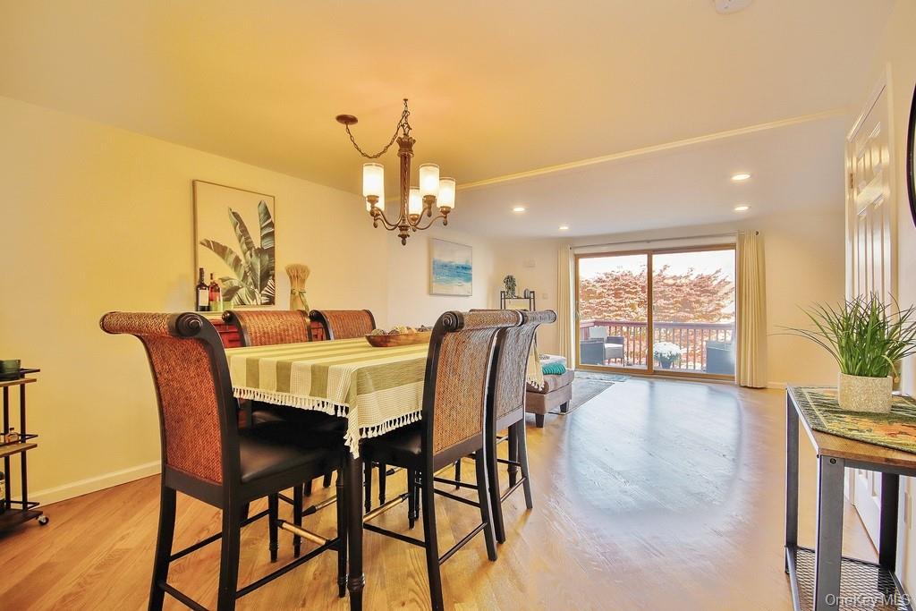 #9 photo, 902 Williamsburg Drive, Mahopac , NY 10541