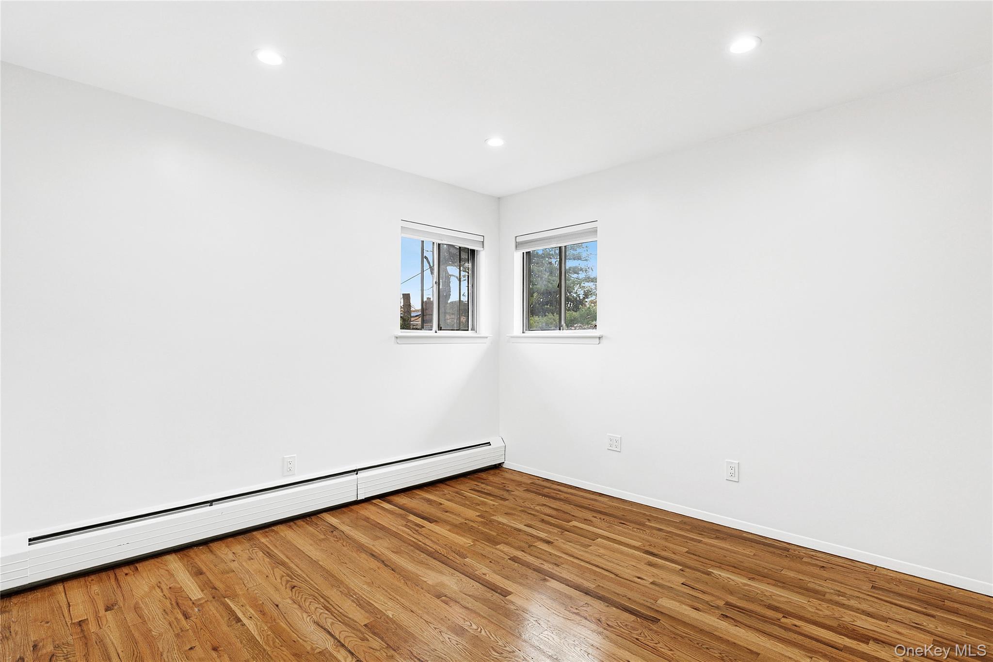 #17 photo, 740 Eagle Drive, Valley Stream , NY 11581