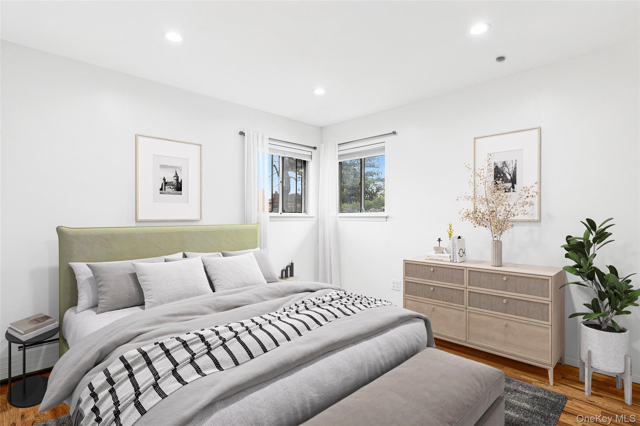 #18 photo, 740 Eagle Drive, Valley Stream , NY 11581