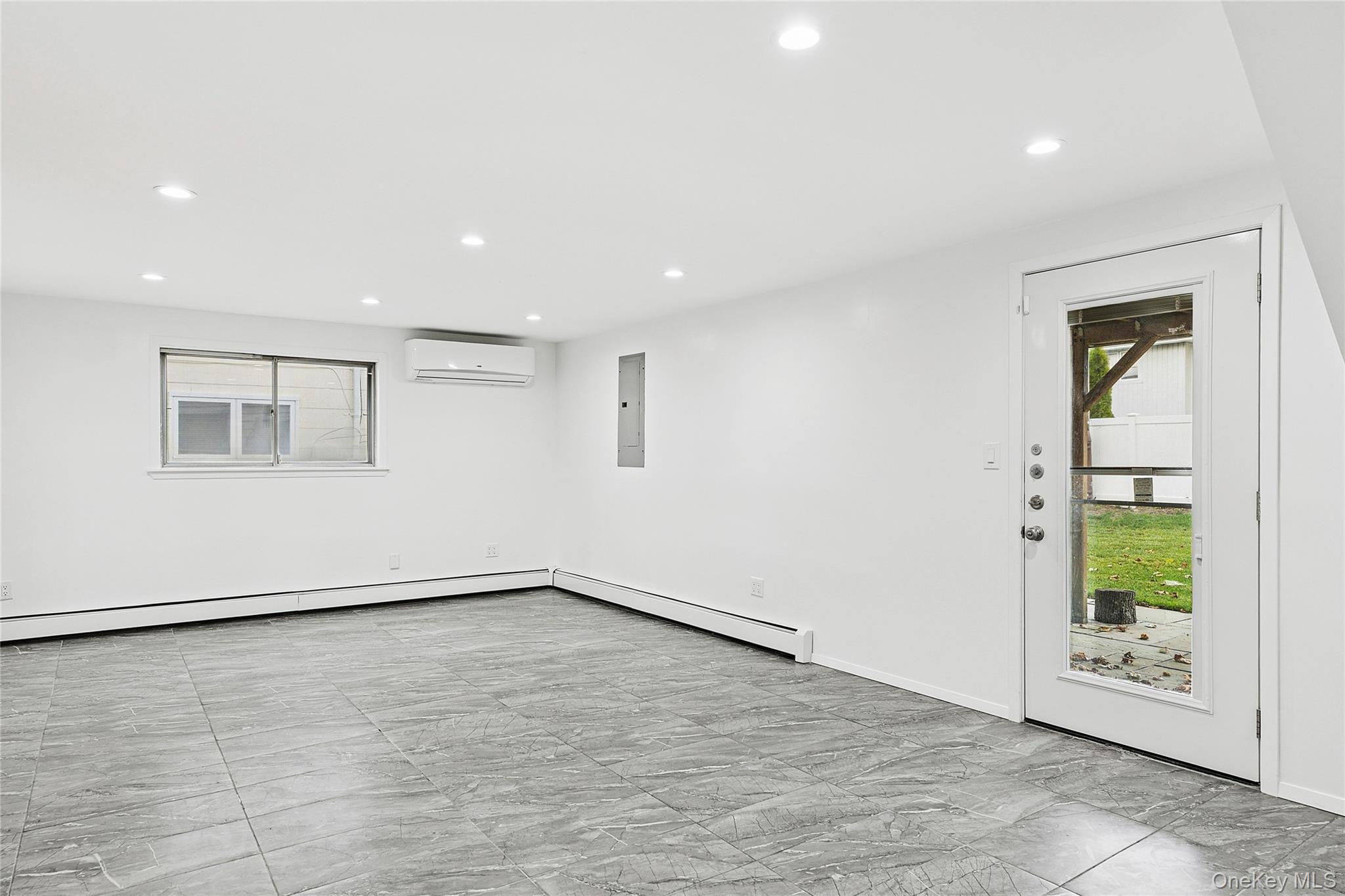 #19 photo, 740 Eagle Drive, Valley Stream , NY 11581