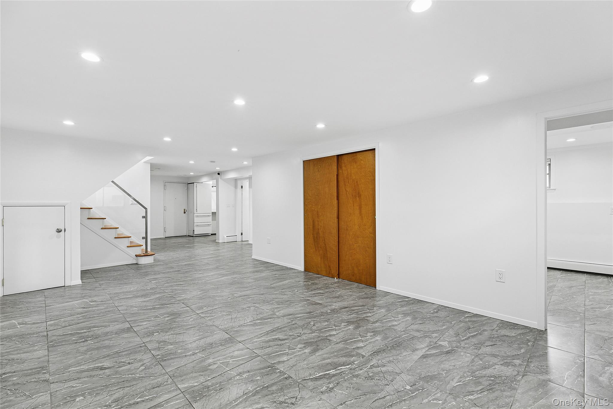 #20 photo, 740 Eagle Drive, Valley Stream , NY 11581