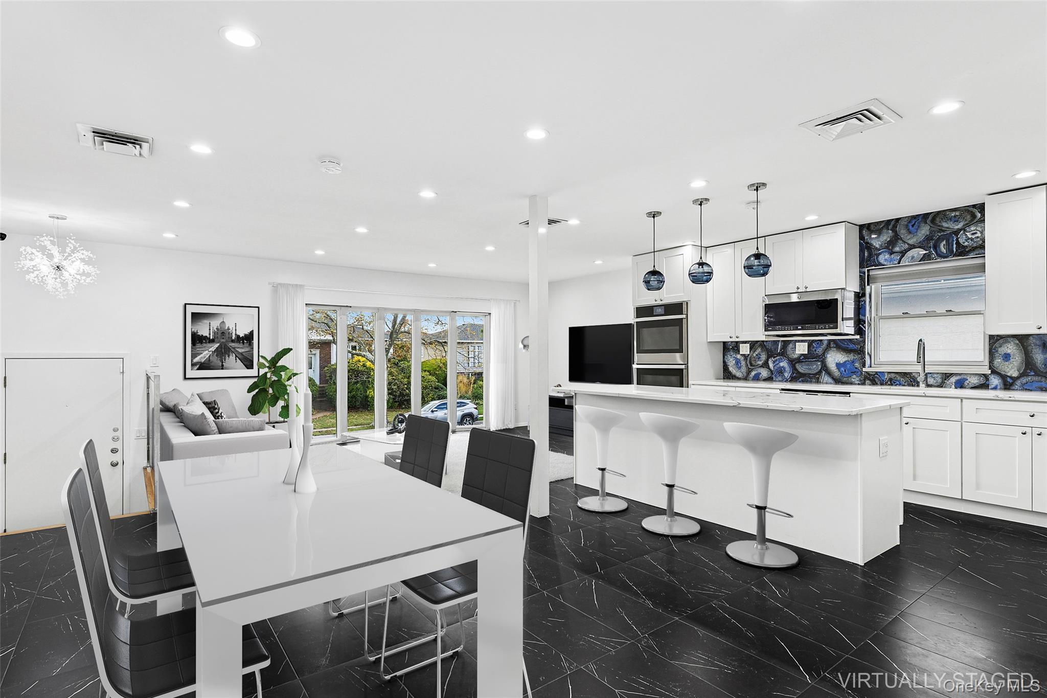 #8 photo, 740 Eagle Drive, Valley Stream , NY 11581