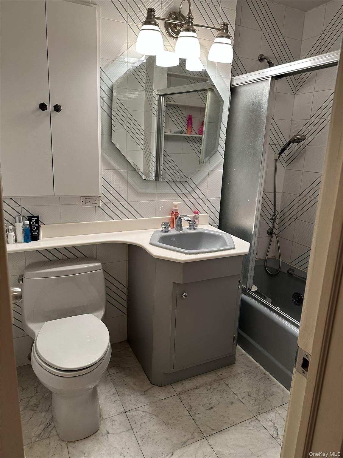 #19 photo, 7906 214th Street, كوينز Bayside , NY 11364