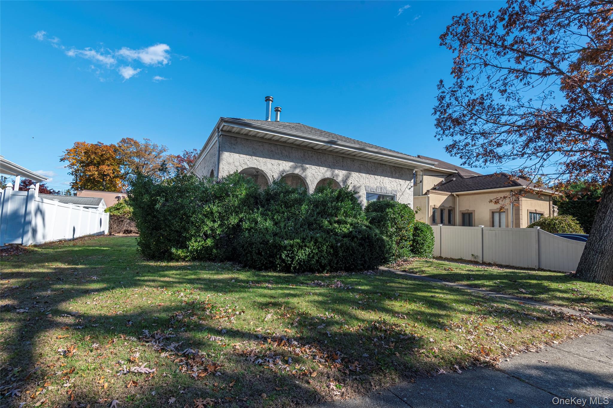 #5 photo, 43 Wynsum Avenue, Merrick , NY 11566