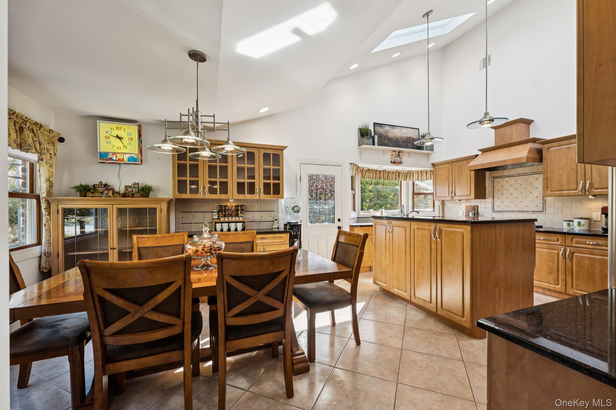 #10 photo, 4060 Clark Street, Seaford , NY 11783