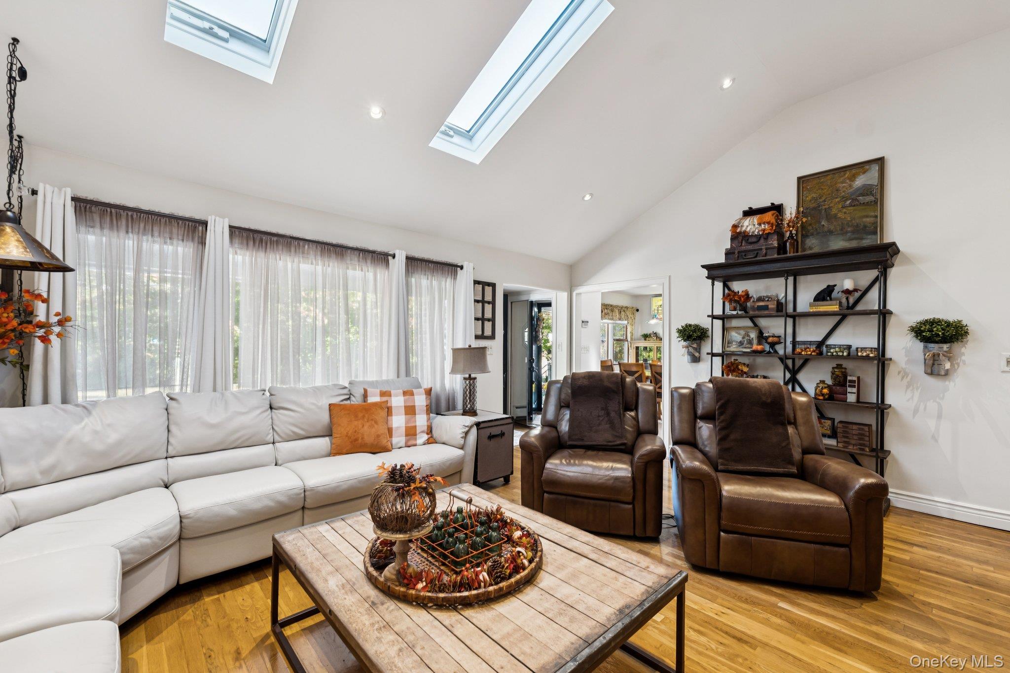 #8 photo, 4060 Clark Street, Seaford , NY 11783