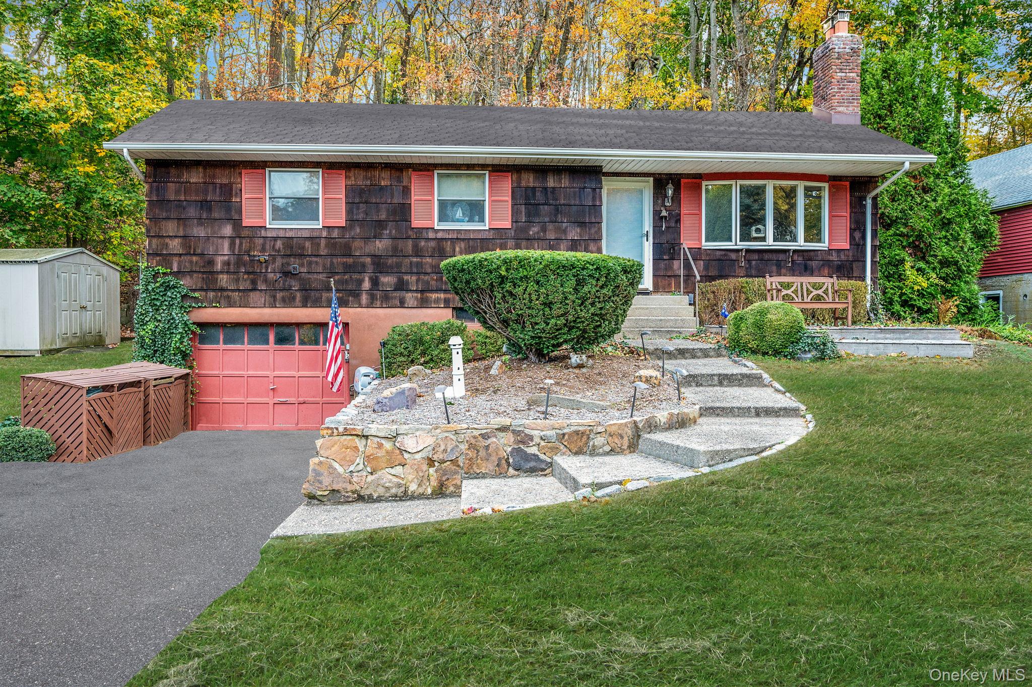 #1 photo, 293 Vernon Valley Road, Northport , NY 11768