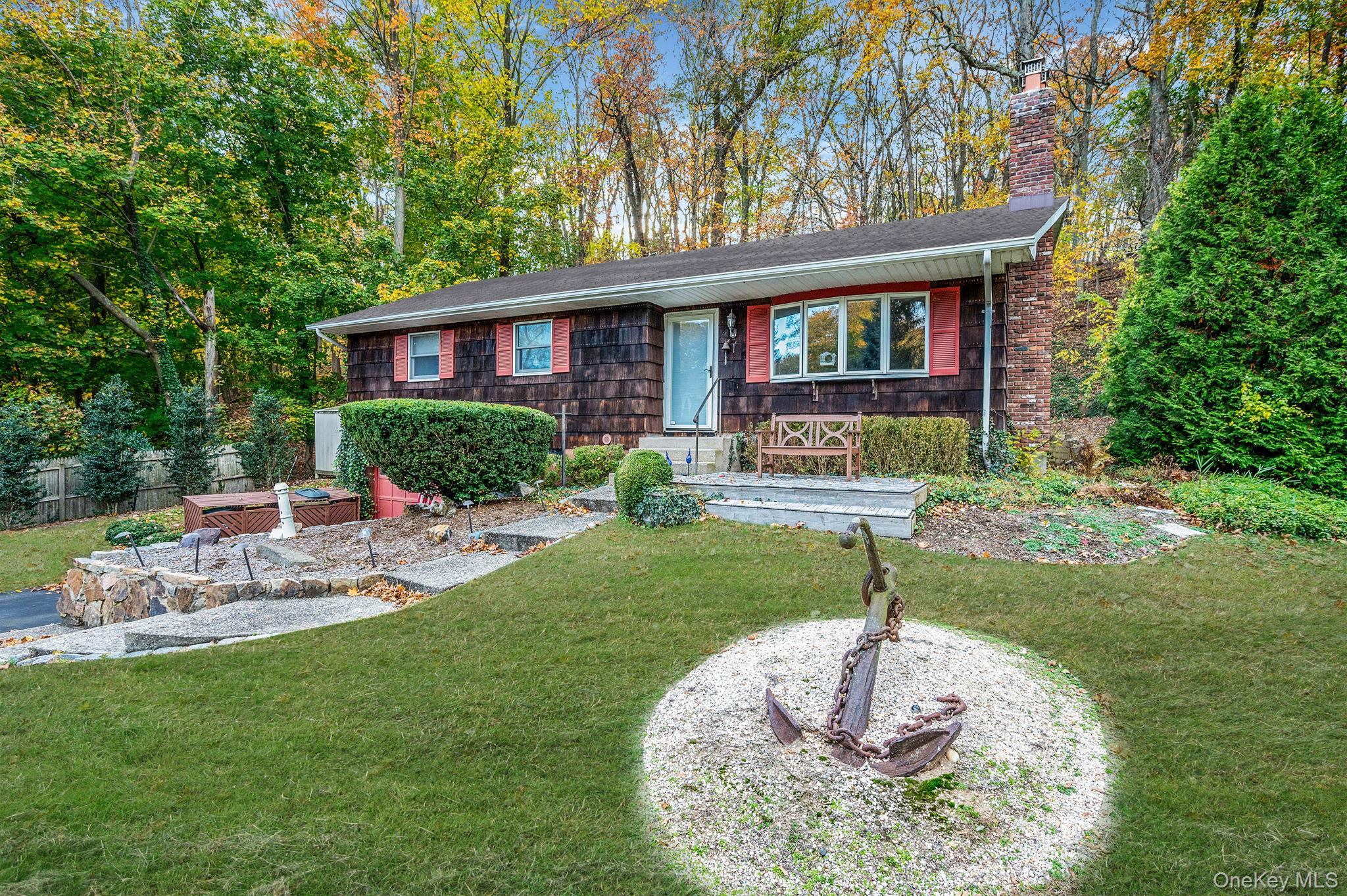 #2 photo, 293 Vernon Valley Road, Northport , NY 11768