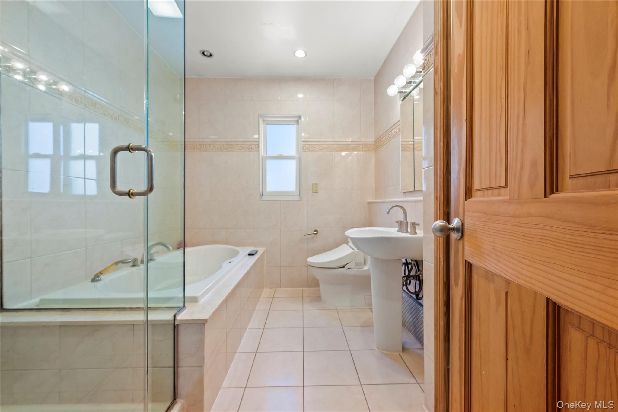 #11 photo, 7516 180th Street, Fresh Meadows , NY 11366