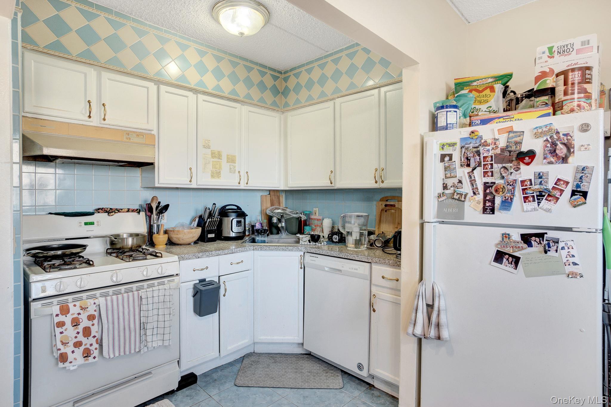 #13 photo, 1308 33rd Avenue, Astoria , NY 11106