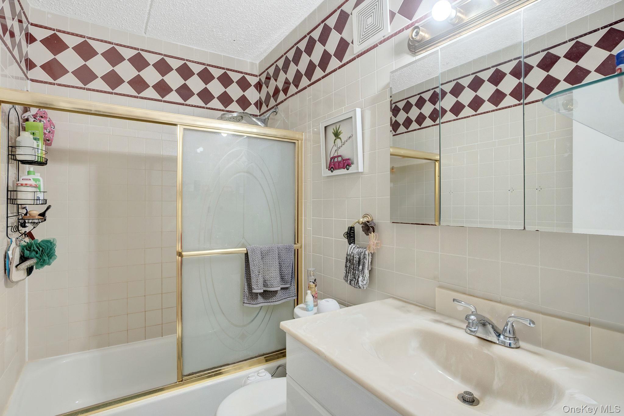 #16 photo, 1308 33rd Avenue, Astoria , NY 11106