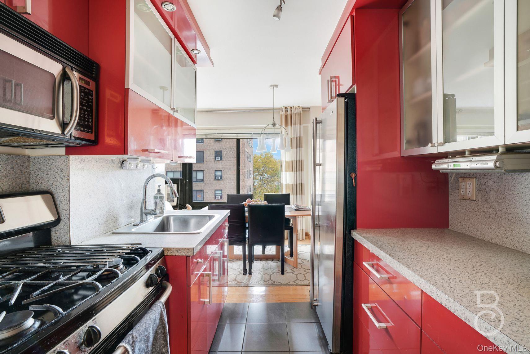 #7 photo, 33-47 14th Street, Astoria , NY 11106