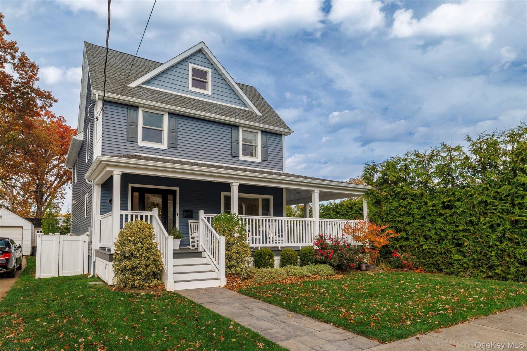 #6 photo, 2 Atlas Avenue, Malverne , NY 11565