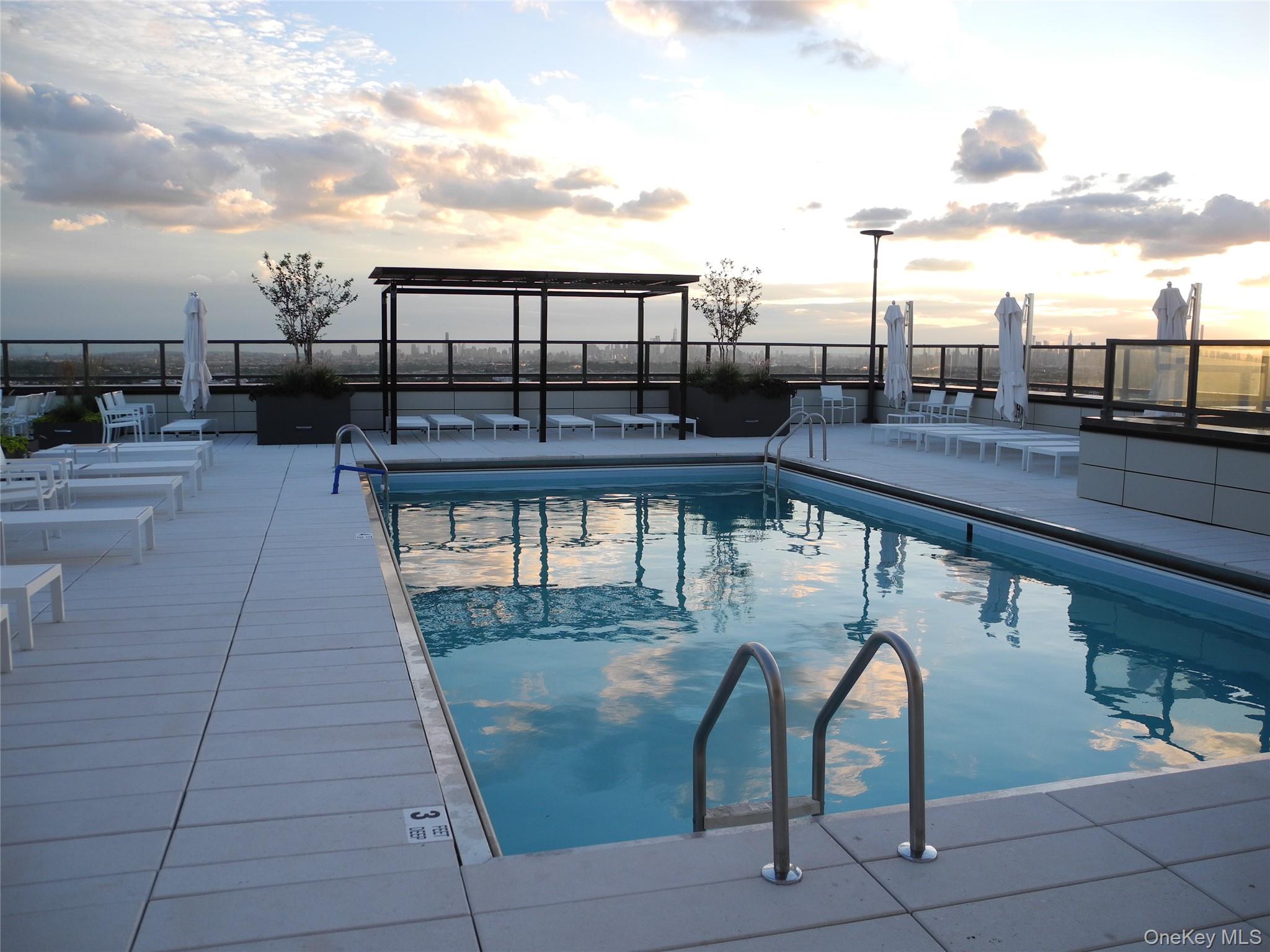 #4 photo, 110-11 Queens Boulevard, Forest Hills , NY 11375