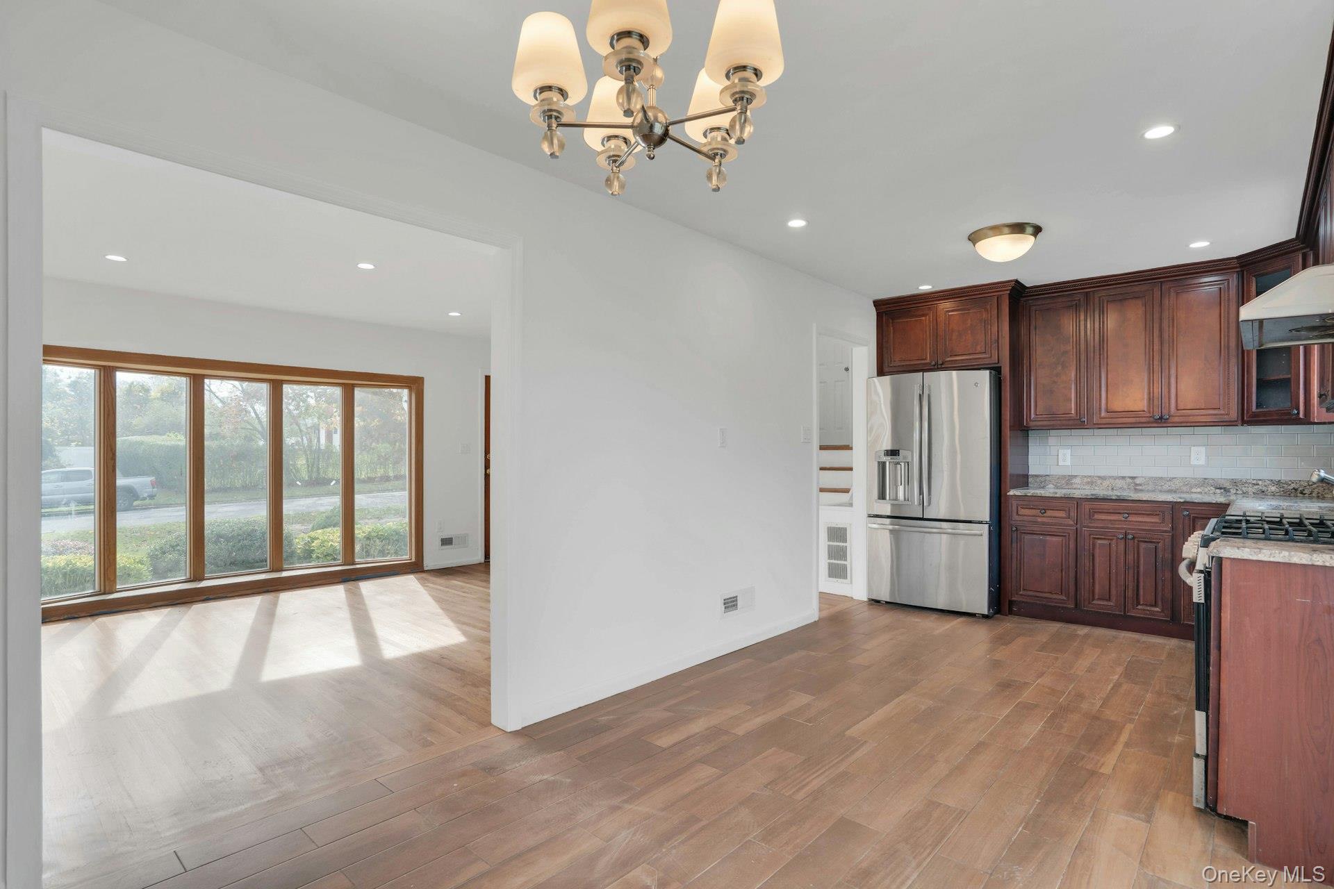 #11 photo, 44 Delaware Avenue, Commack , NY 11725