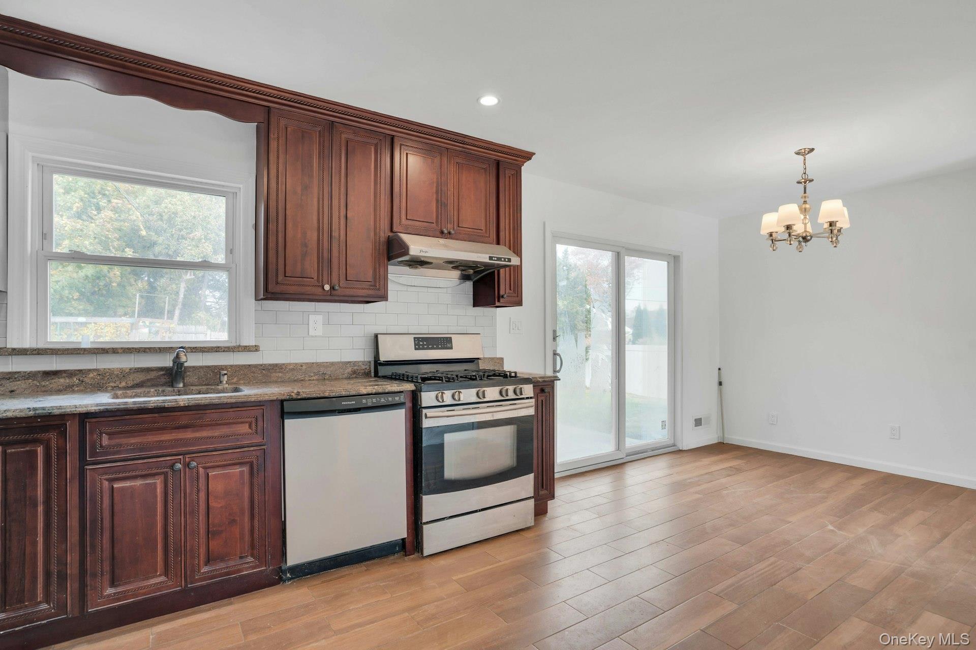 #14 photo, 44 Delaware Avenue, Commack , NY 11725