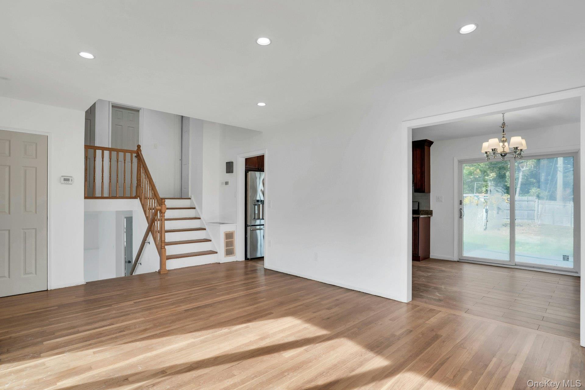 #9 photo, 44 Delaware Avenue, Commack , NY 11725