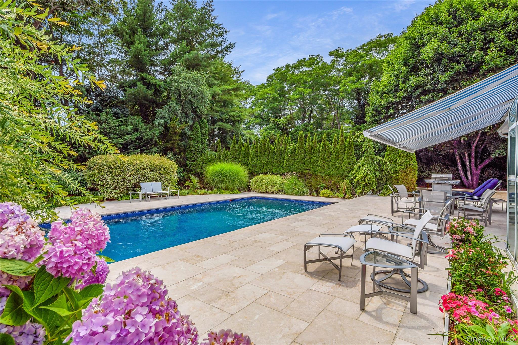 #19 photo, 9 Plume Grass Way, Westhampton , NY 11977