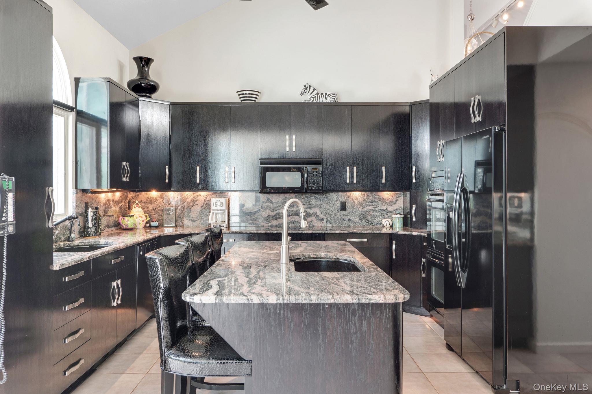 #3 photo, 9 Plume Grass Way, Westhampton , NY 11977