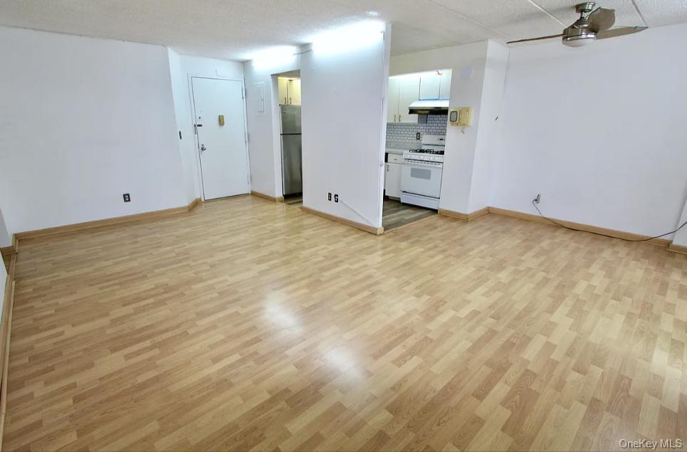 #3 photo, 3520 147th Street, Flushing , NY 11354