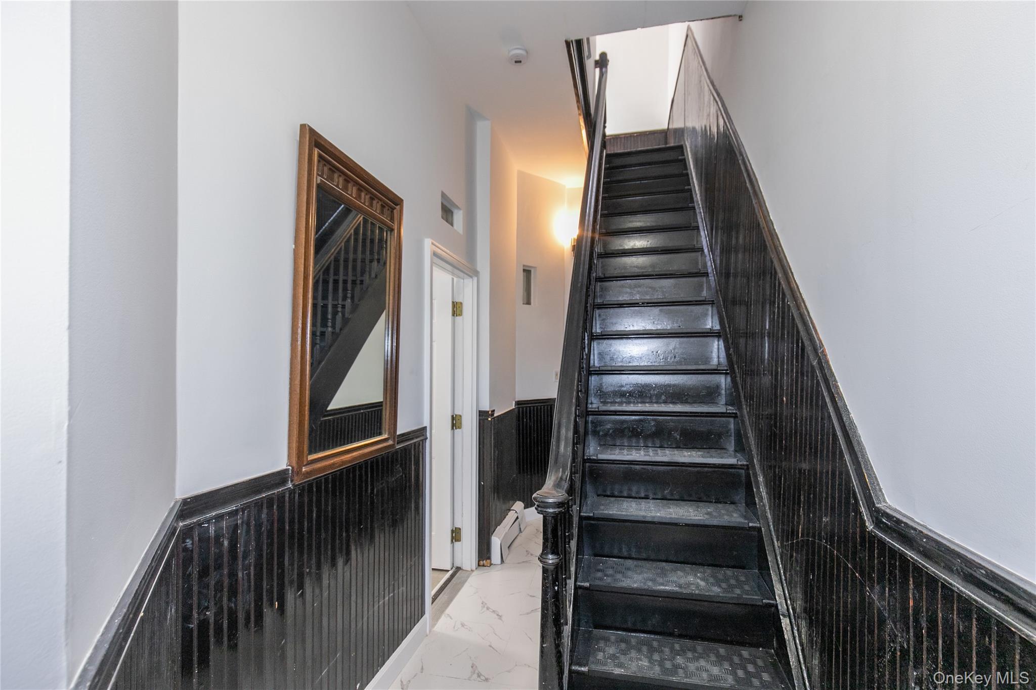 #4 photo, 5814 58th Avenue, كوينز Maspeth , NY 11378