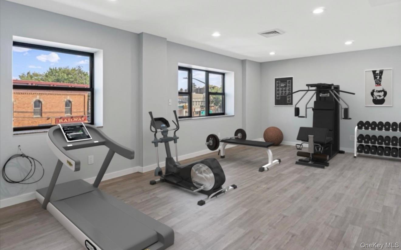 #7 photo, 58-34 59 St, Maspeth , NY 11378