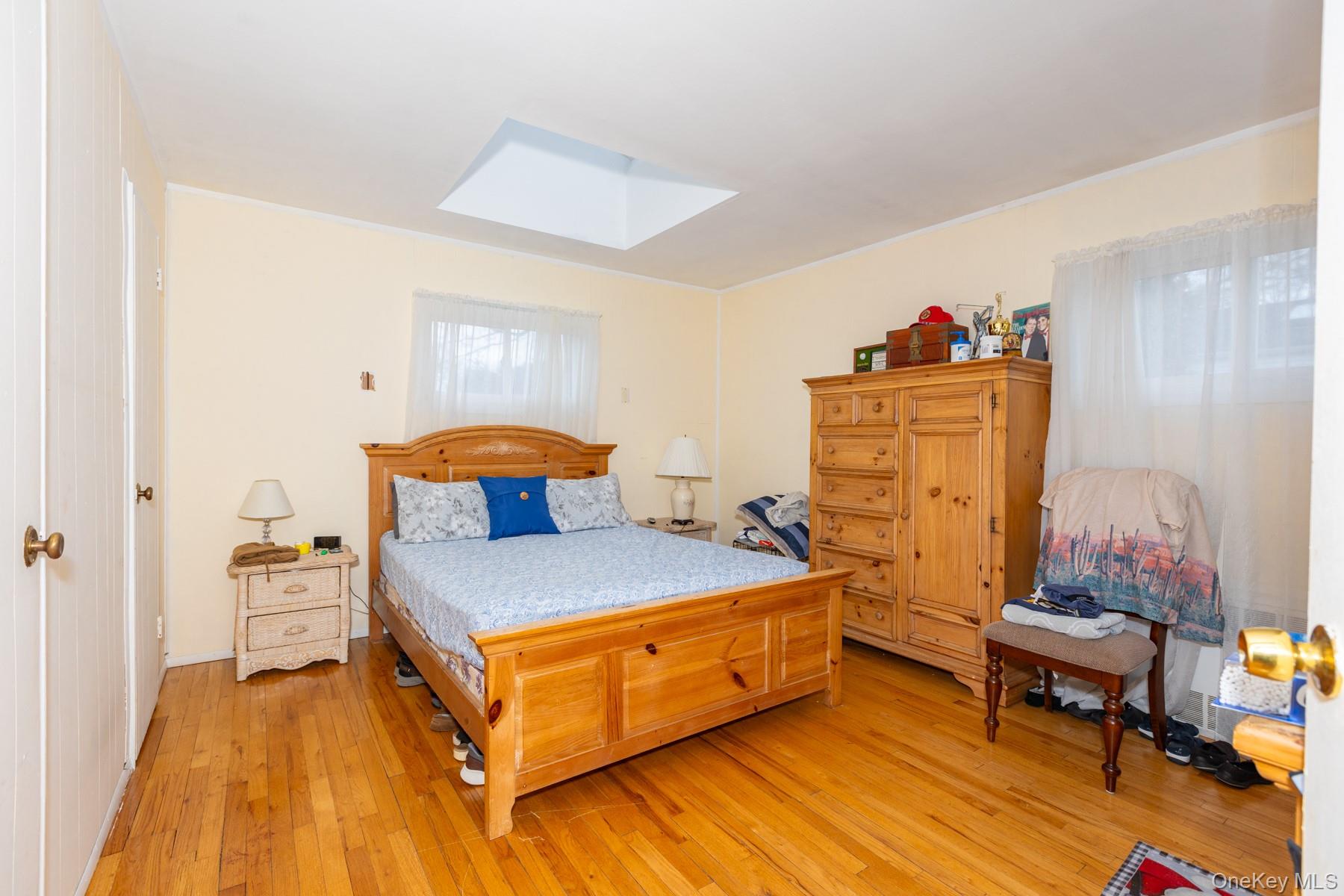 #11 photo, 9 Duffin Avenue, West Islip , NY 11795