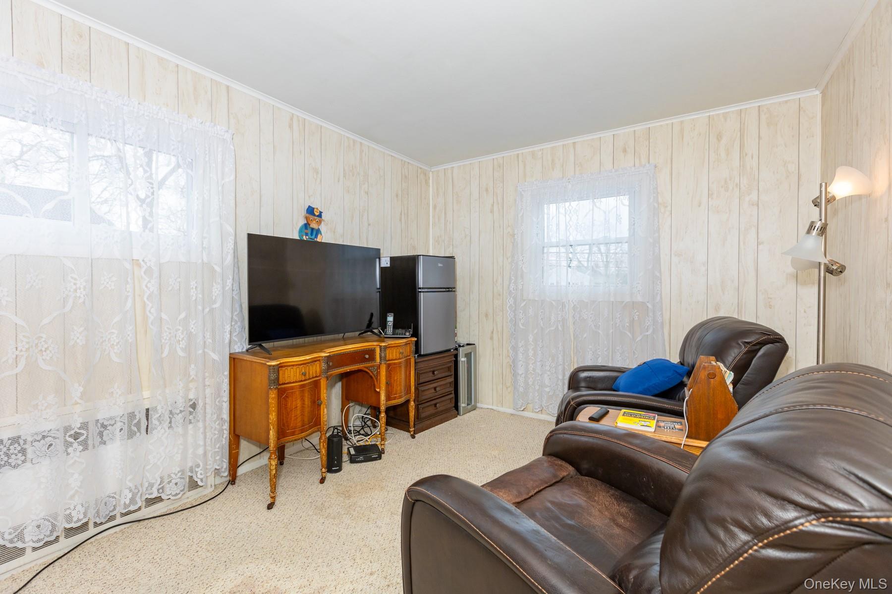 #12 photo, 9 Duffin Avenue, West Islip , NY 11795