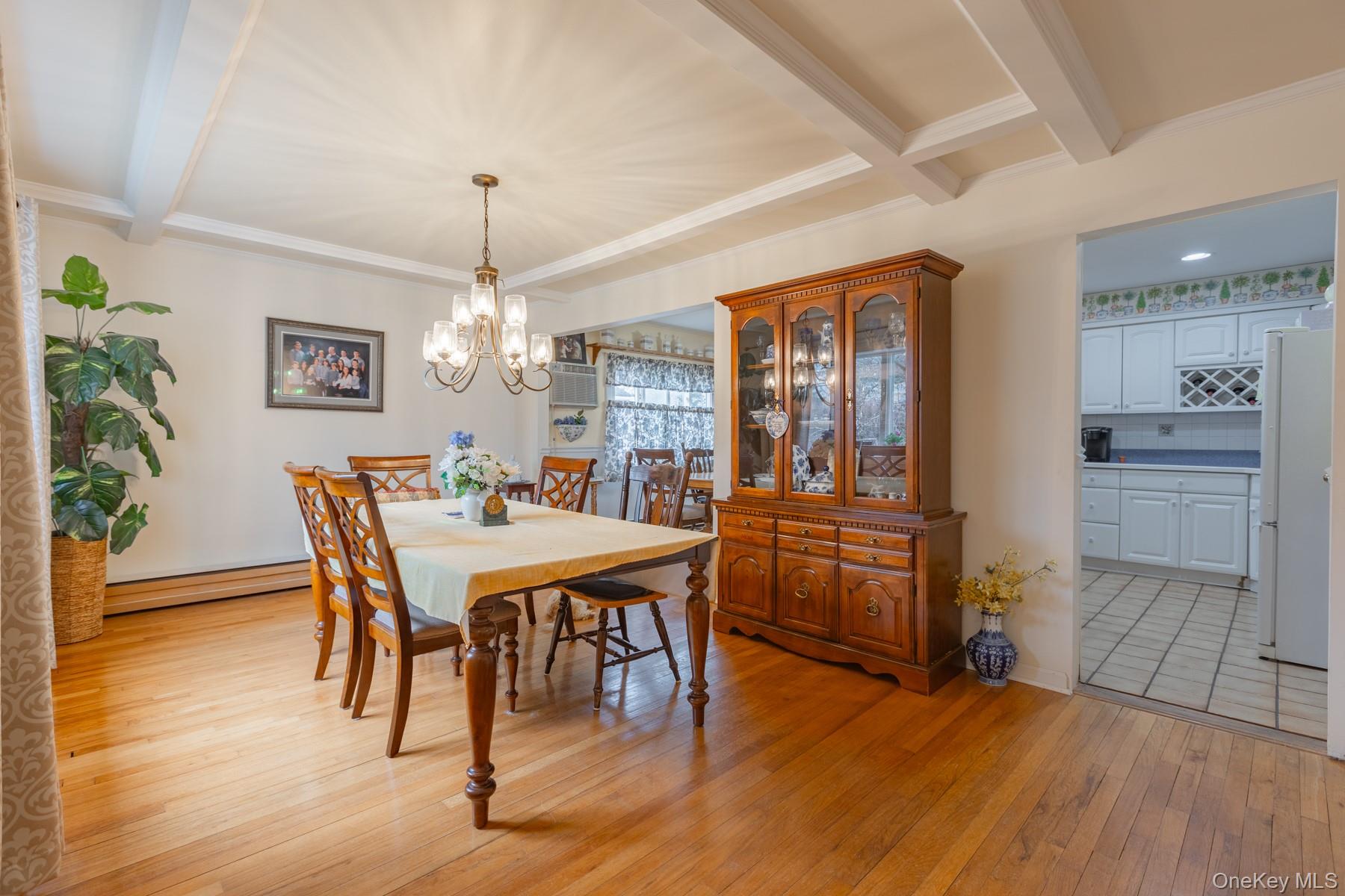 #7 photo, 9 Duffin Avenue, West Islip , NY 11795