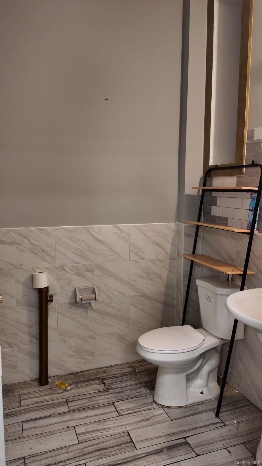 #4 photo, 9419 104th Street, Ozone Park , NY 11416