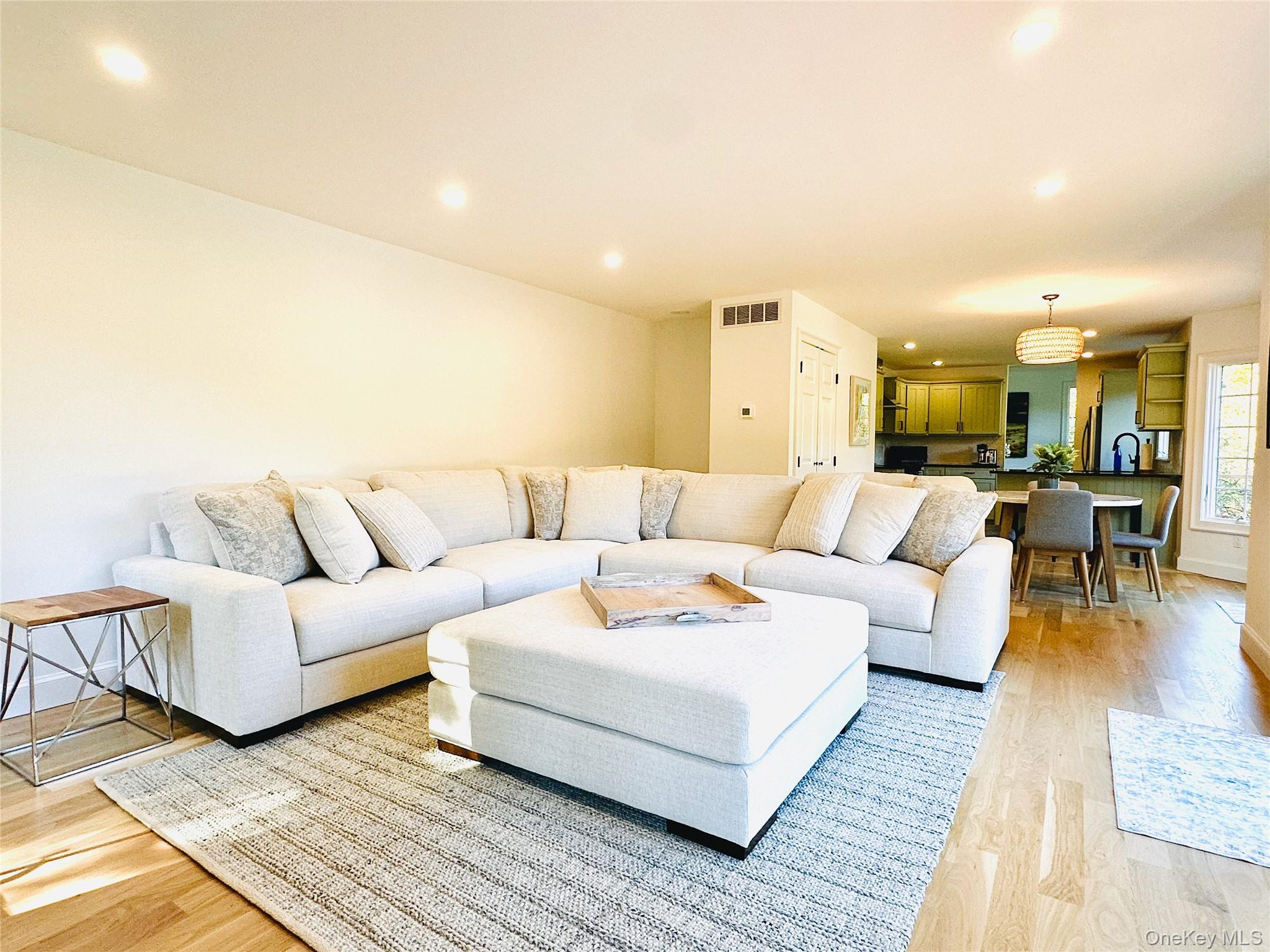 #8 photo, 10 Ginny Lane, Hampton Bays , NY 11946