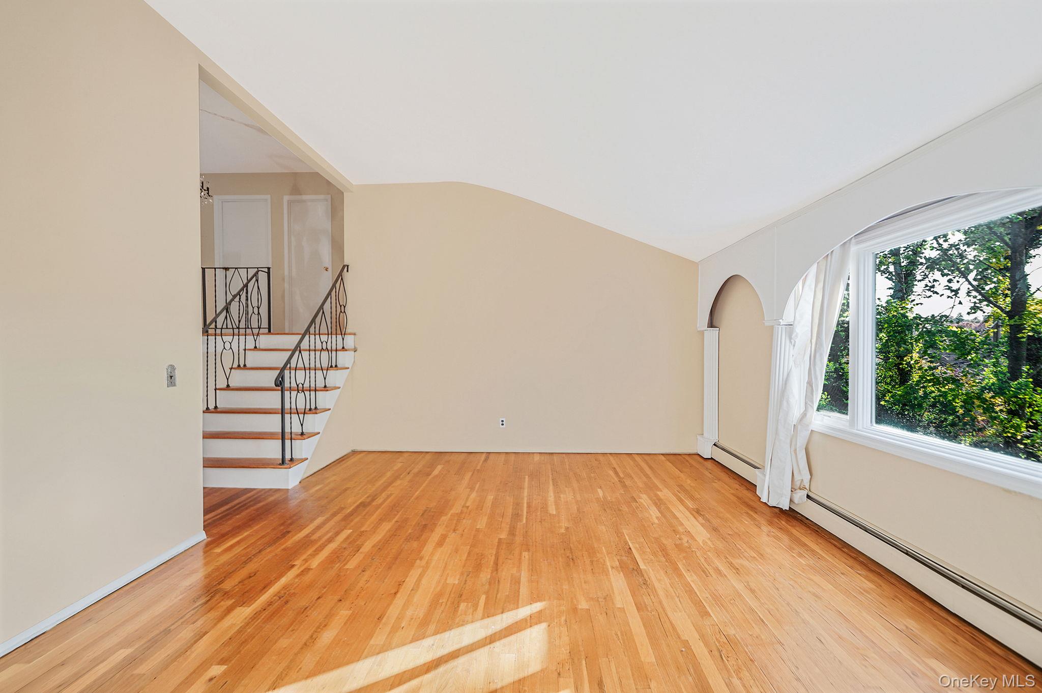 #13 photo, 28 Glacier Drive, Smithtown , NY 11787