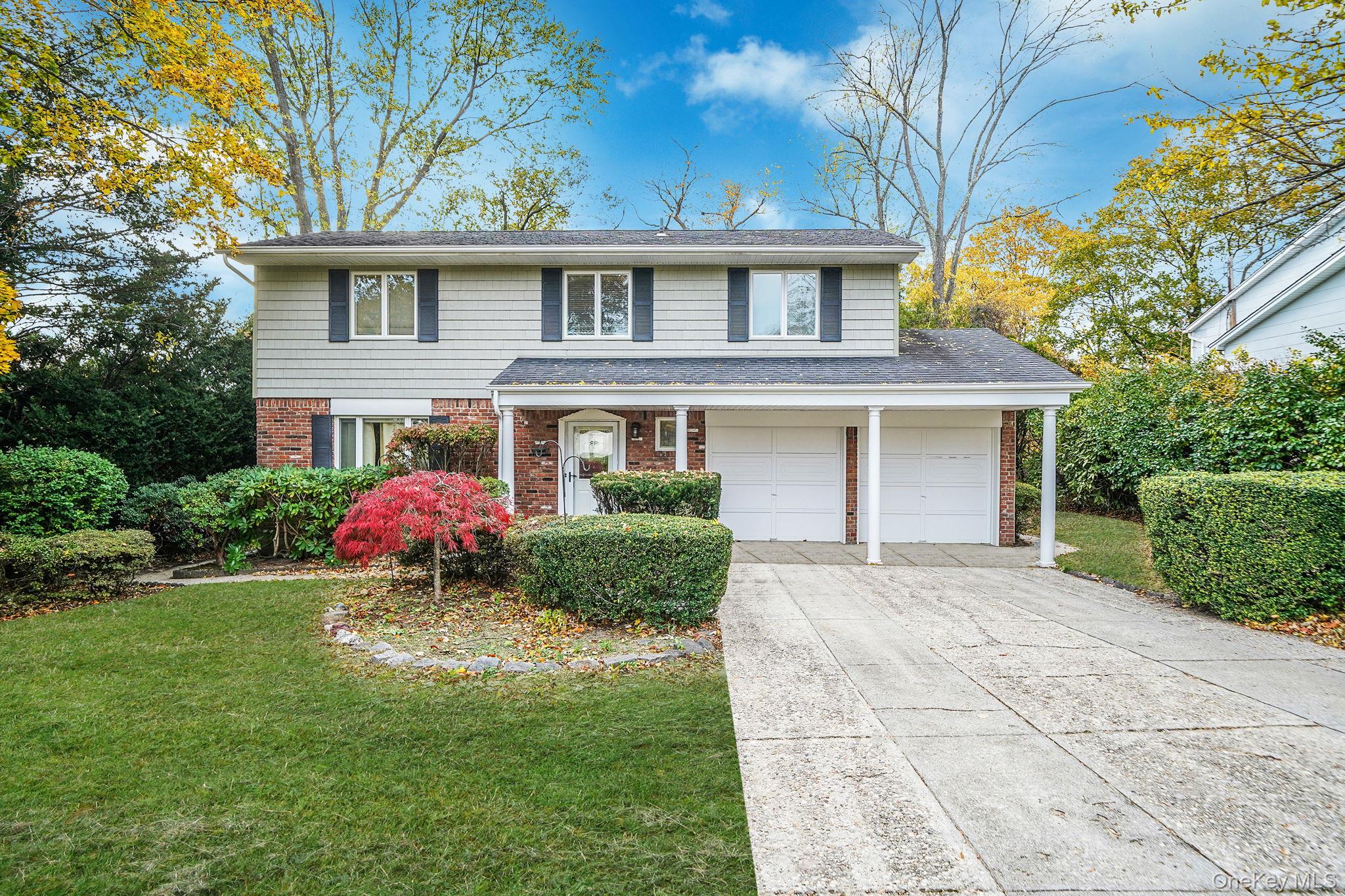 #3 photo, 28 Glacier Drive, Smithtown , NY 11787