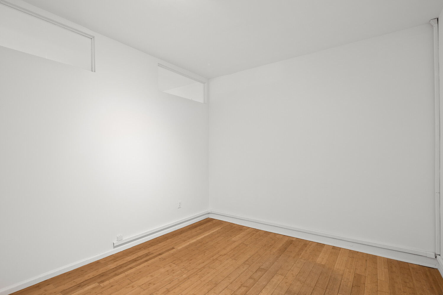 #12 photo, 208 W 30TH Street, Chelsea , NY 10001