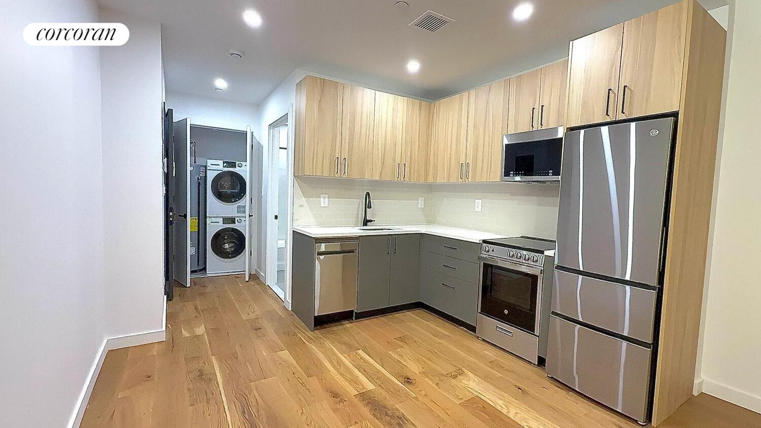 #1 photo, Briarwood, Briarwood , NY 11435