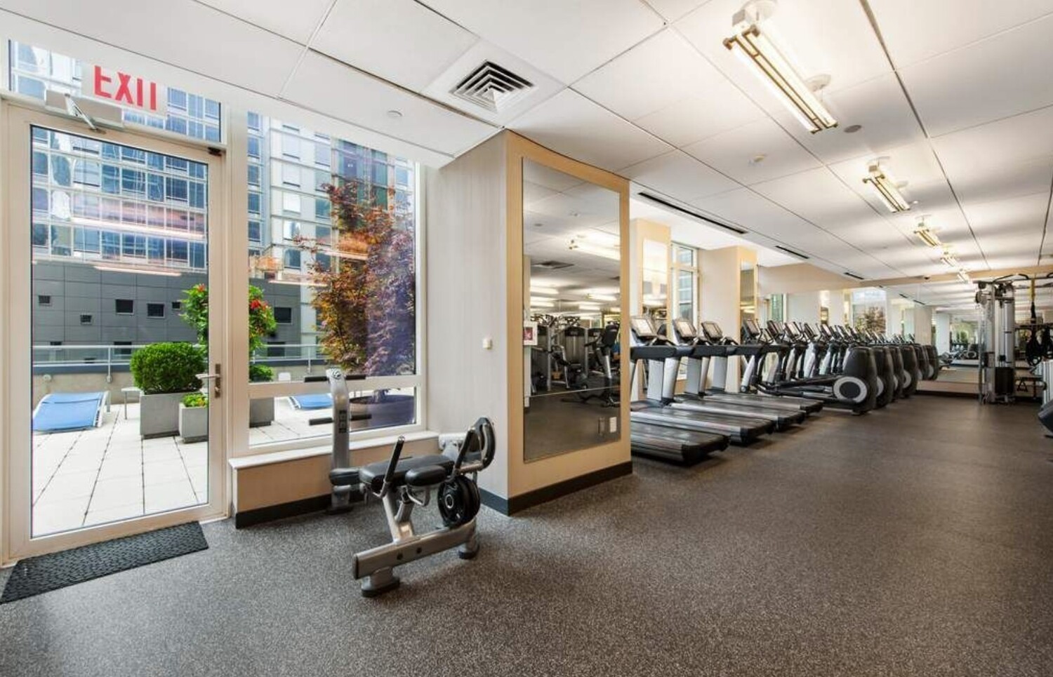 #17 photo, 247 W 46TH Street, Midtown , NY 10036