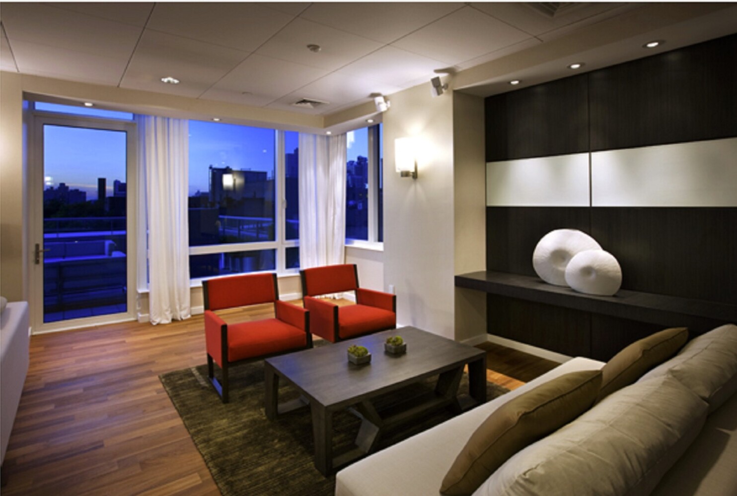 #19 photo, 247 W 46TH Street, Midtown , NY 10036