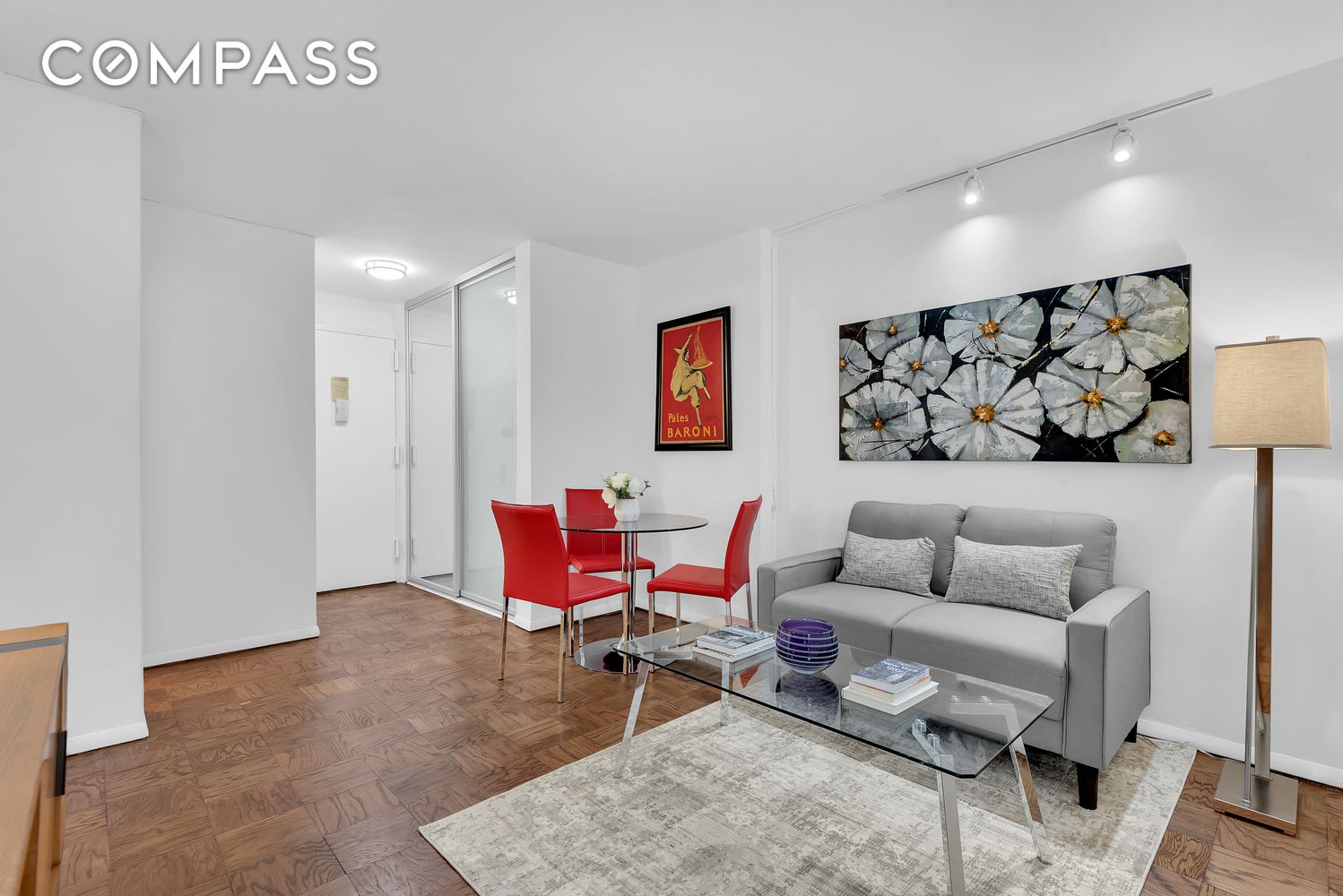 #3 photo, 3 Sheridan Square, West Village , NY 10014