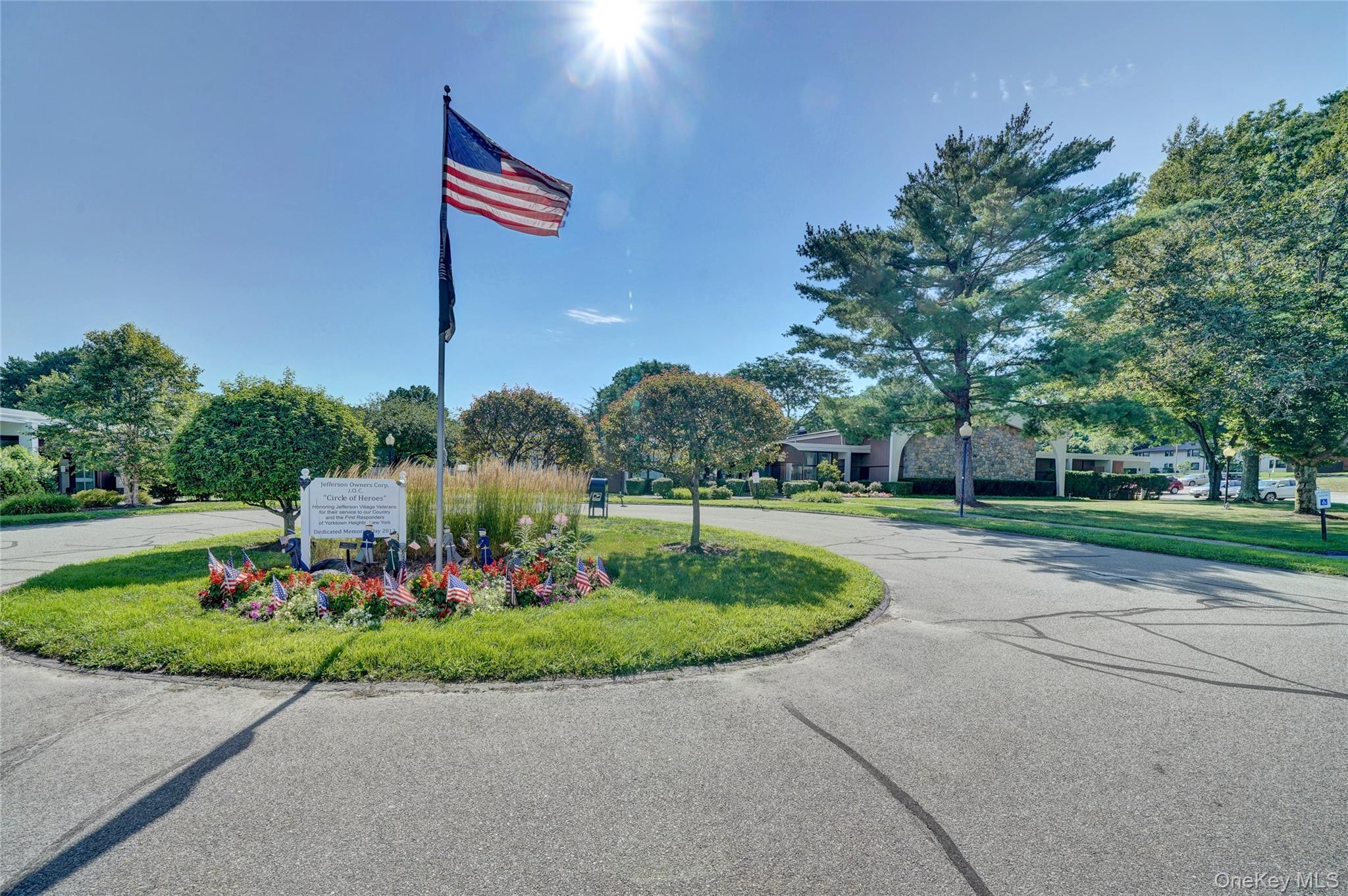 #19 photo, 170 Long Hill Drive, Jefferson Valley , NY 10598