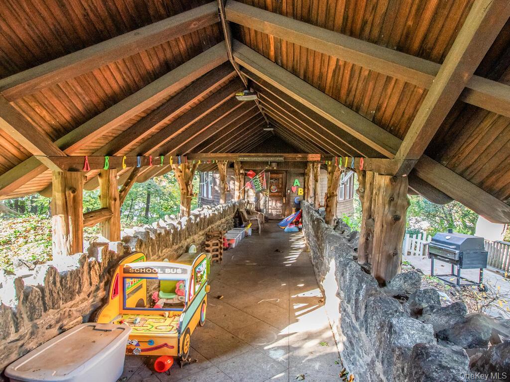 #5 photo, 83 Alta Avenue, Yonkers , NY 10705